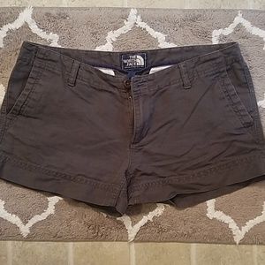 💲✂️ The North Face charcoal grey shorts